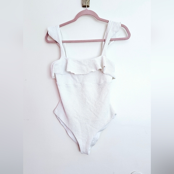 Eberjey Jane Waives  Textured Stripe One-Piece Swimsuit Size M - Picture 3 of 5